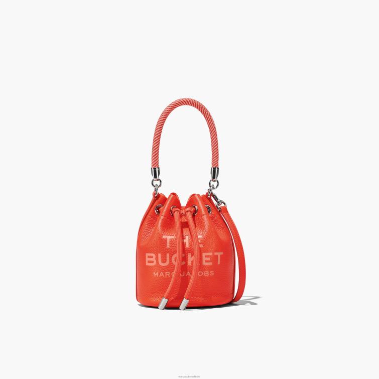 die Micro-Eimertasche aus Leder D868H121 Marc Jacobs