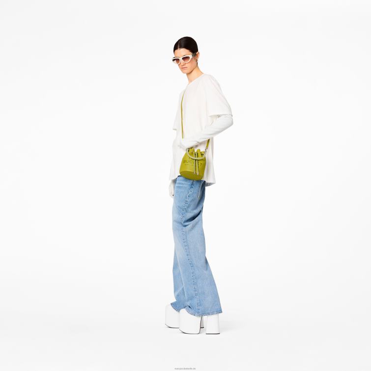 die Micro-Eimertasche aus Leder D868H131 Marc Jacobs