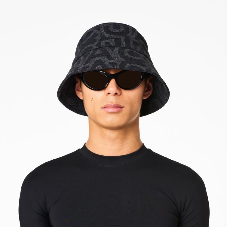 der Monogramm-Fischerhut D868H392 Marc Jacobs