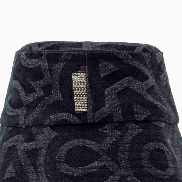 der Monogramm-Fischerhut D868H392 Marc Jacobs
